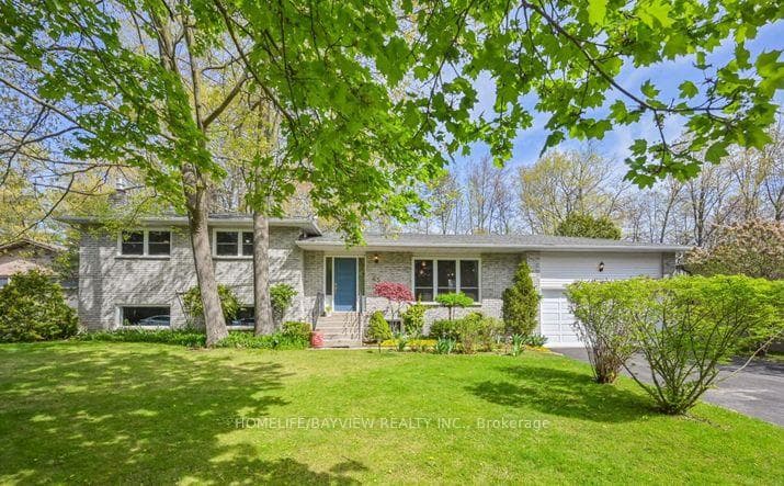 45 French Cres